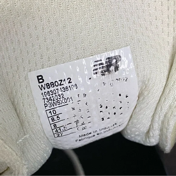 New Balance Fresh Foam 880 v12 White Women's Size 10 Running Shoes B W880Z12 - Picture 10 of 11